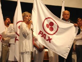 La Hermosa Ciudad de la Paz Baja California Sur Recibe la Bandera Internacional de la Paz