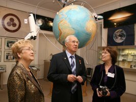 Celebracion del 70 Aniversario del Pacto Roerich y la Bandera de la Paz en Rusia